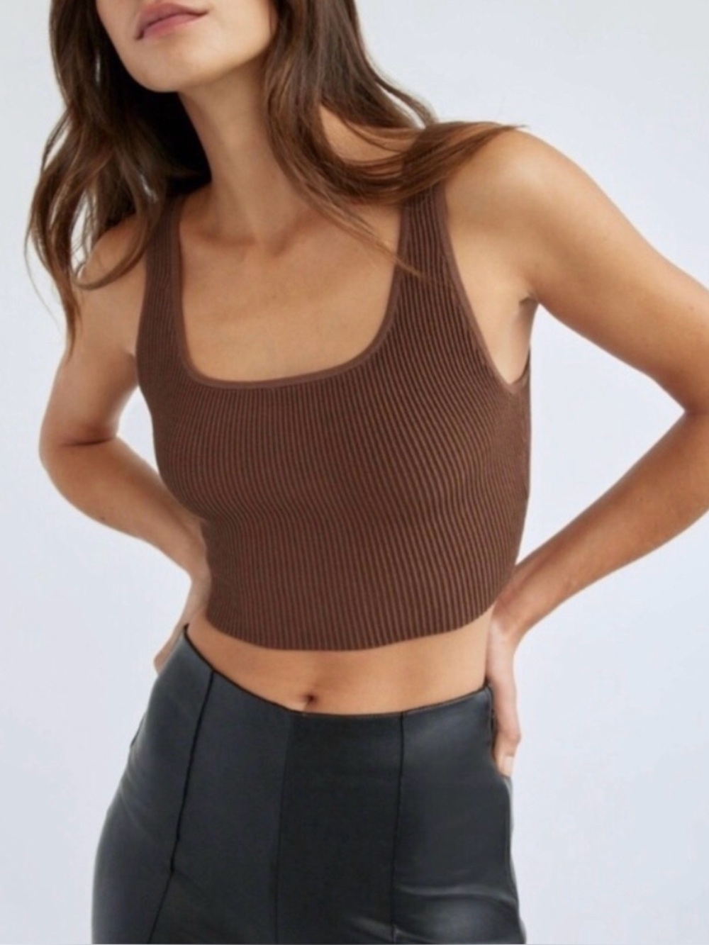 ARITZIA Babaton Women's Sculpt Knit Squareneck Cropped Tank Sweater